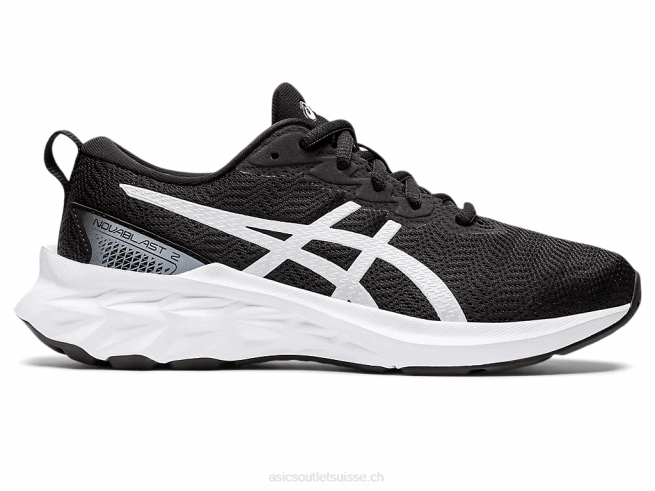 école primaire novablast 2 noir blanc Asics L6N0K4473
