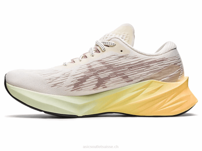 novablast 3 crème/fauve Asics L6N0K2870