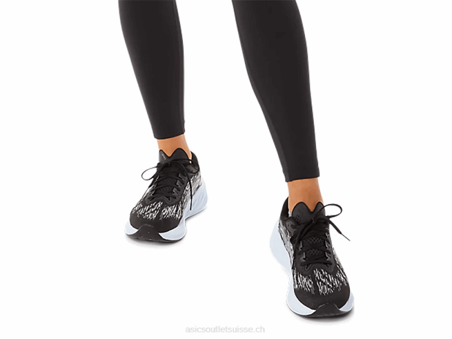 novablast 3 noir/plaque de roche Asics L6N0K2864