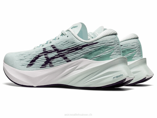 novablast 3 ombre mer/nuit apaisante Asics L6N0K2930