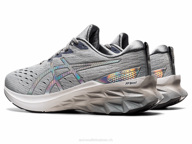 novablast 2 platine gris piémont/blanc Asics L6N0K1839