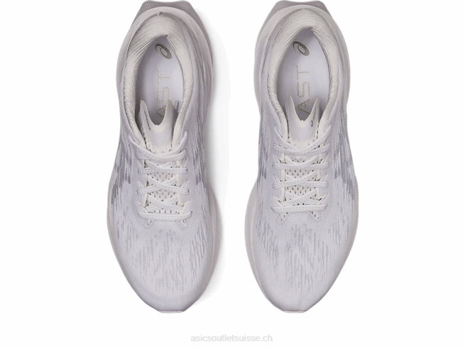 novablast 3 blanc/gris piémont Asics L6N0K402