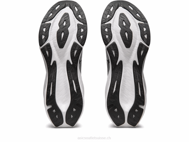 novablast 3 le noir blanc Asics L6N0K204