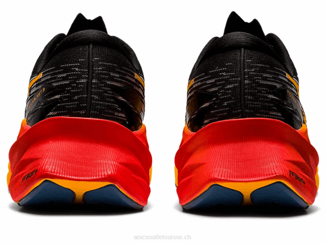 novablast 3 noir/ambre Asics L6N0K939