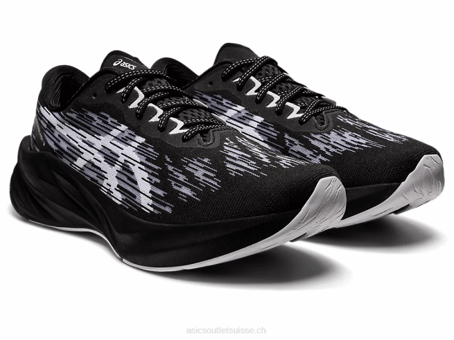 novablast 3 noir blanc Asics L6N0K931